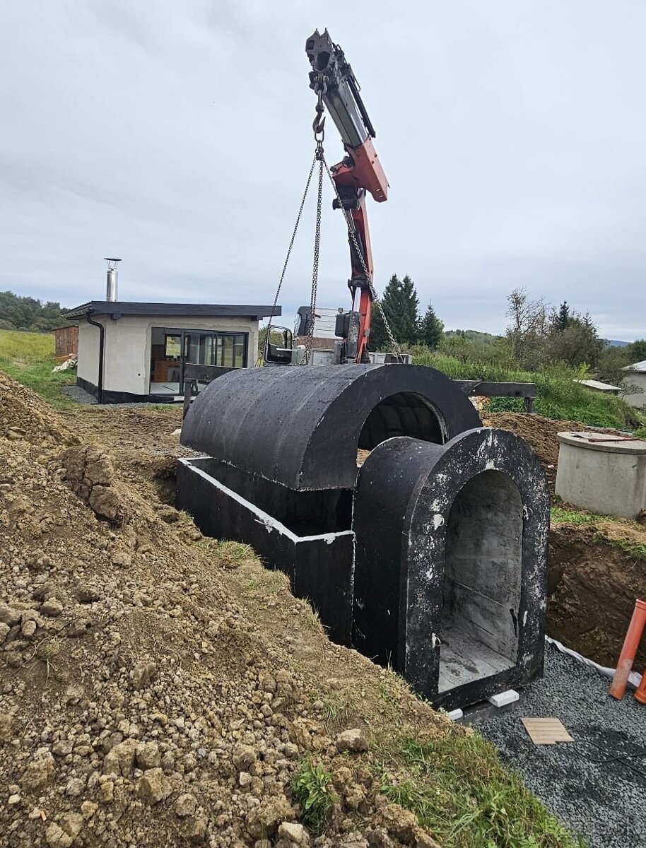 Osadenie a montáž betónovej pivnice s predsieňou v Dunajskej Strede